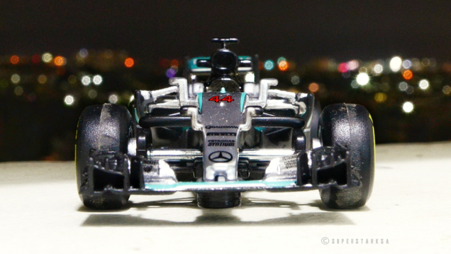 Illustration for article titled Formula One Friday - Mercedes F1 W07 Hybrid